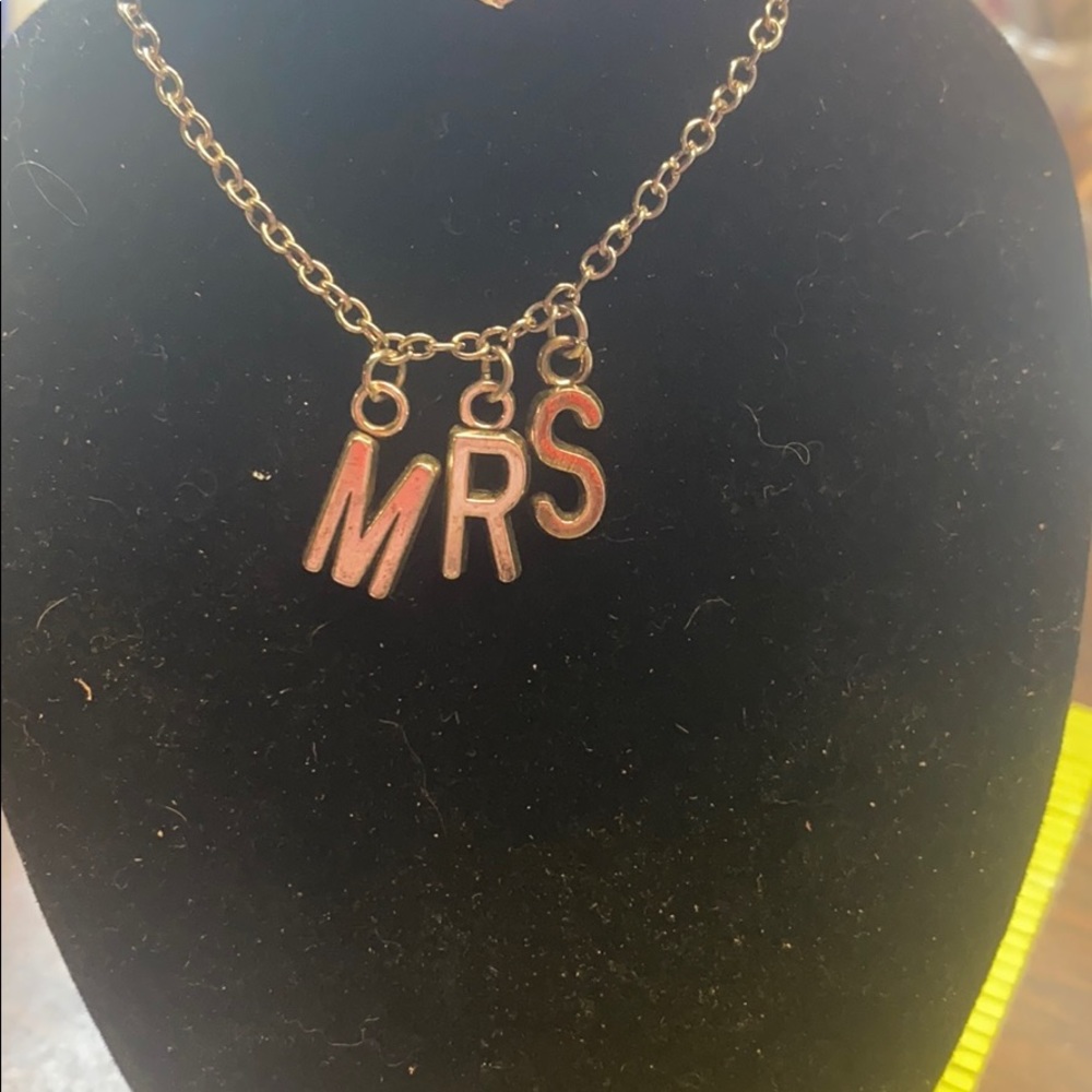 Charm Bracelet “MRS”